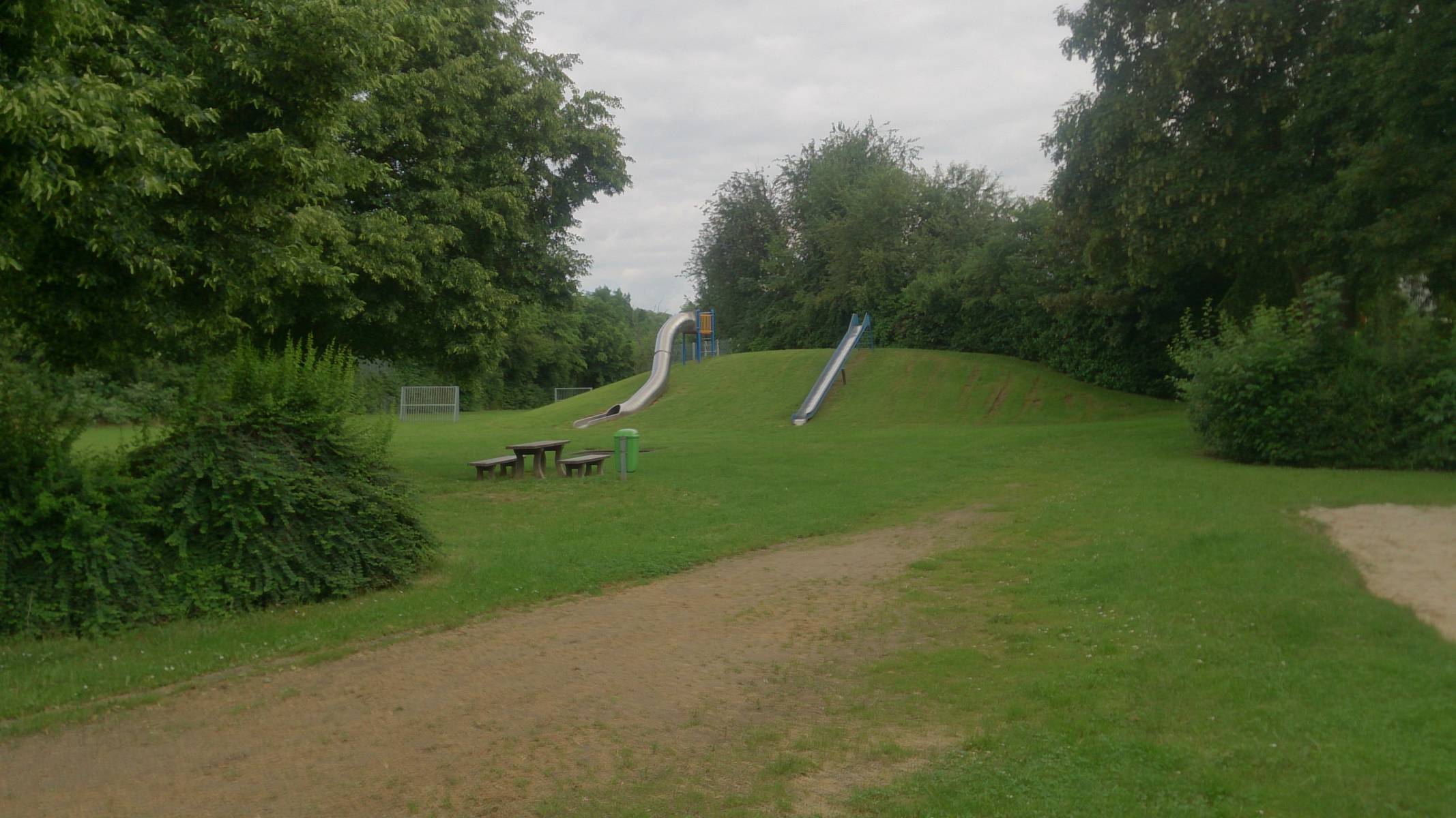 Spielplatz Nieder-Mörler Straße in Ober-Mörlen
