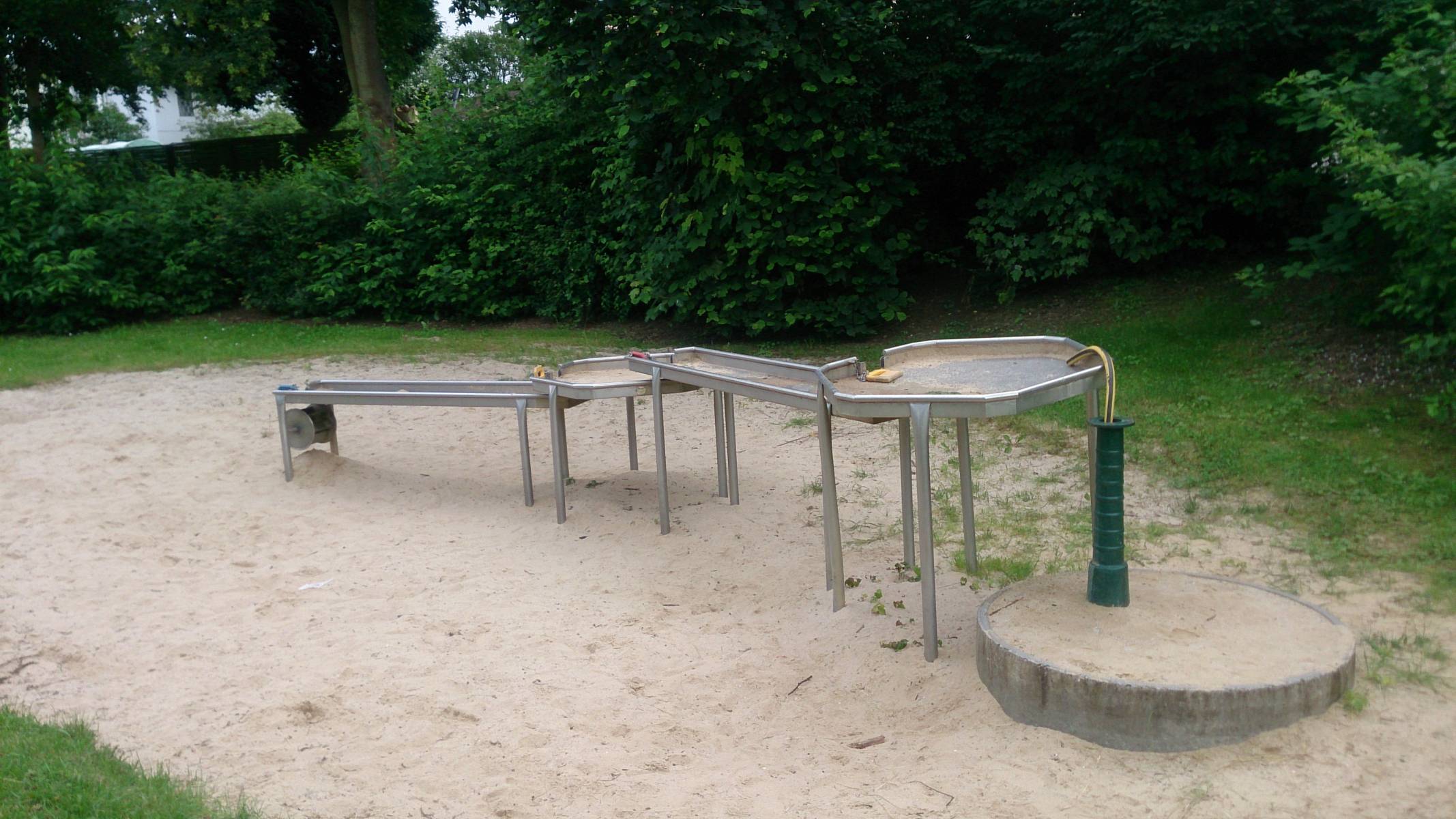 Spielplatz Nieder-Mörler Straße in Ober-Mörlen