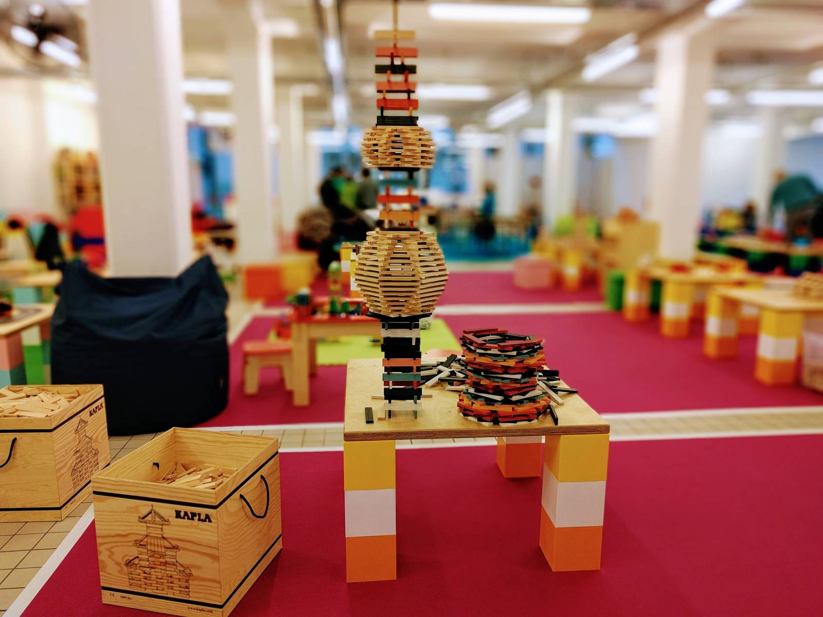 Foto /pics/55828-buntewelt-kapla-turmbau.jpg