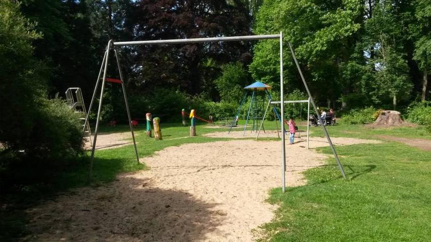 Spielplatz Park Schönhausen in Krefeld