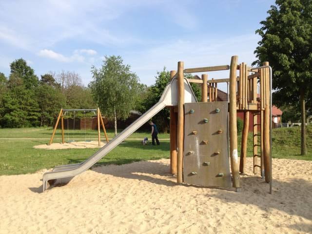 Spielplatz Wilkenweg / Lise-Meitner-Weg in Verden (Aller)