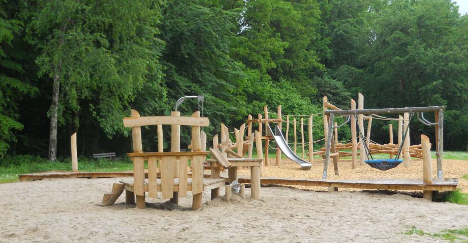 Spielplatz Waldstraße (beim Stadion) in Böblingen