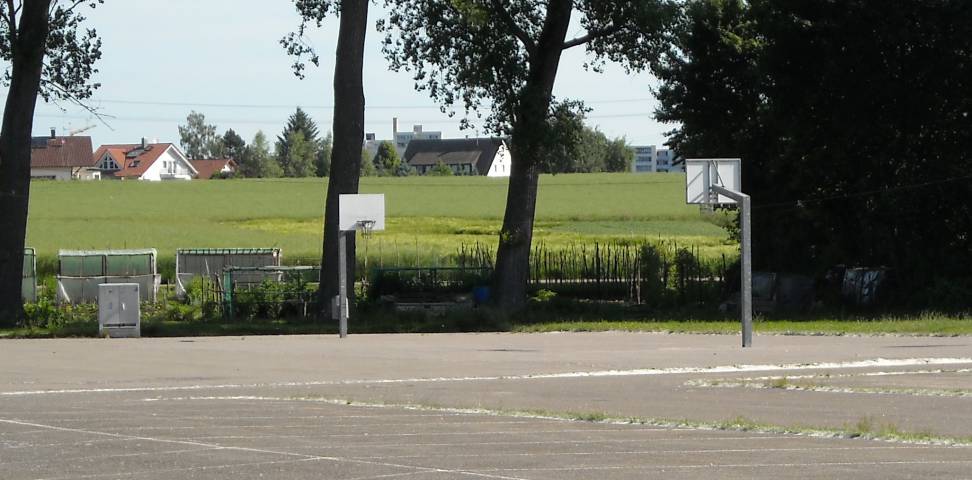 Foto /pics/10816-bolzplatz_basketball.jpg