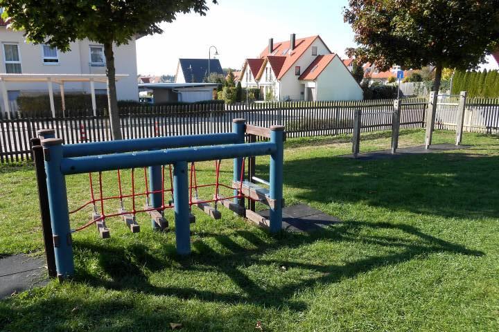 Spielplatz Wartberger Str. in Leinburg
