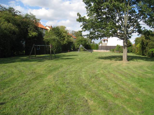 Foto /pics/11640-spielplatz_006.jpg