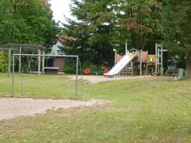 Foto /pics/12821-spielplatz_59_westerholtsweg_2.jpg
