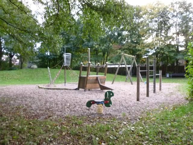 Foto /pics/12867-spielplatz_111_hesterkamp.jpg