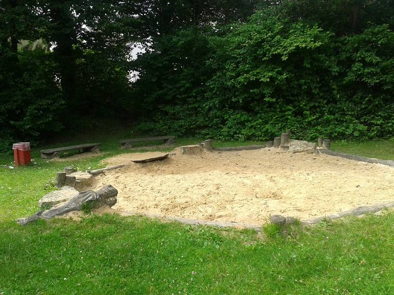 Foto /pics/13600-sandkiste_2016.jpg