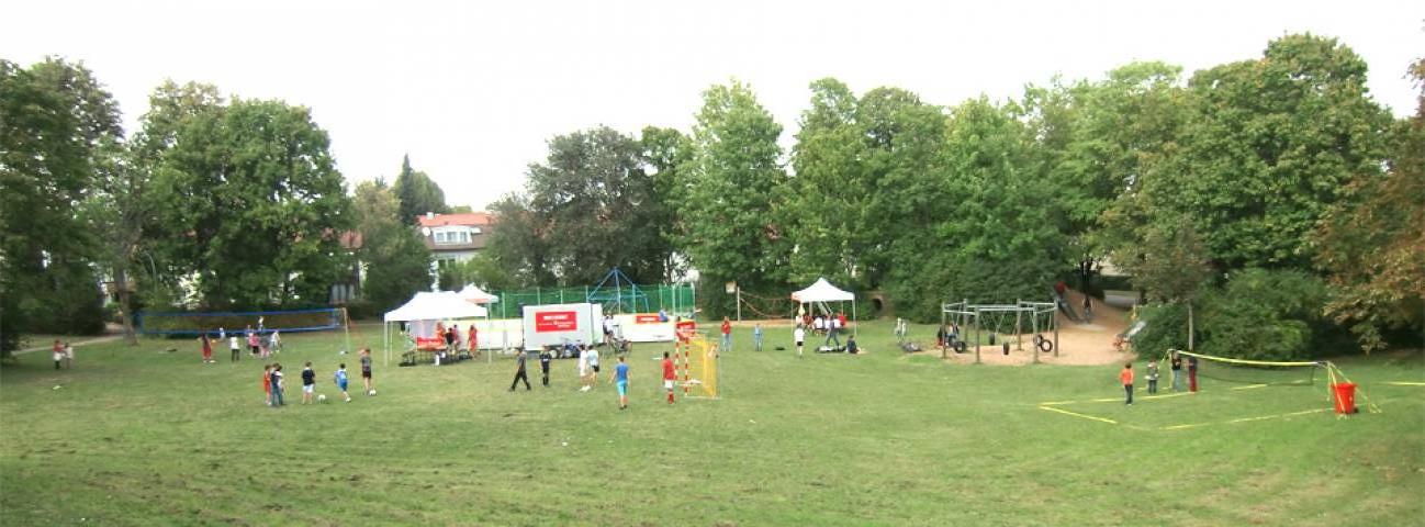 Foto /pics/14516-rinnenaeckerspielplatz_fb.jpg