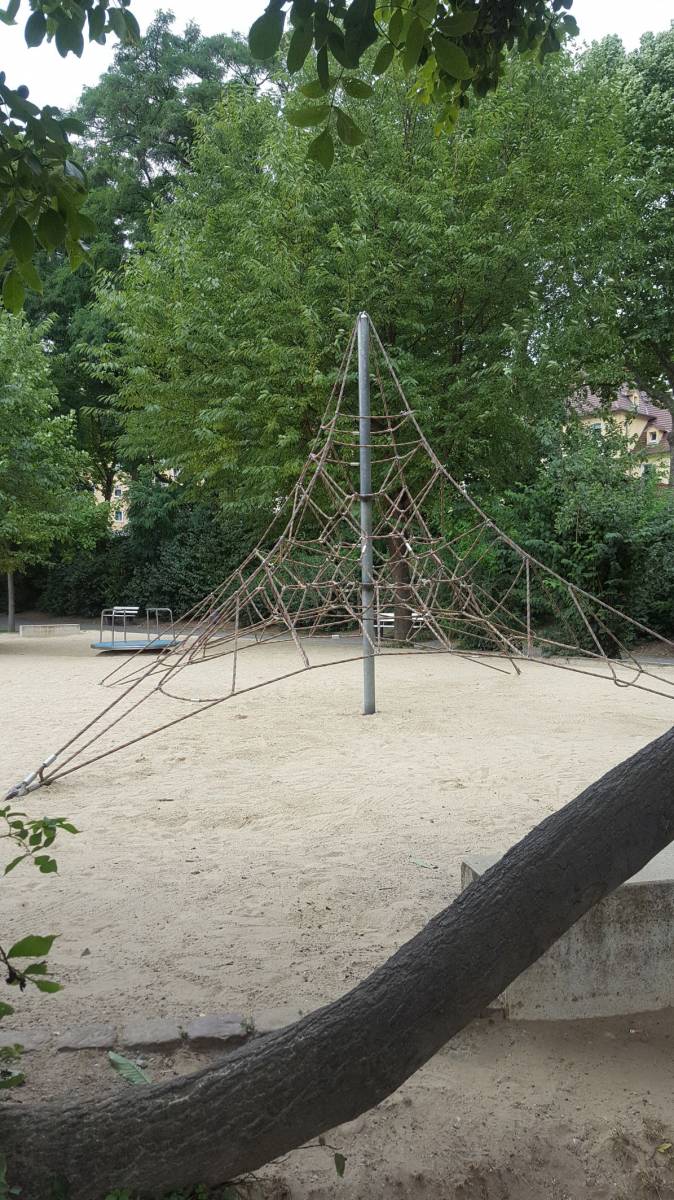 Foto /pics/15-goetheanlage_kassel_2_.jpg