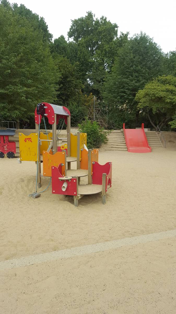 Foto /pics/15-goetheanlage_kassel_8_.jpg