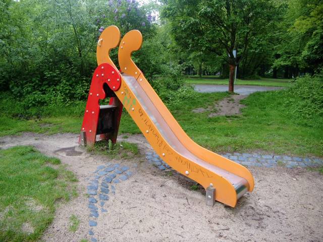 Foto /pics/18193-spielplaetze_hann._muenden_28.05.2013_032.jpg