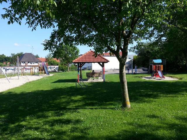 Foto /pics/18398-spielplatz_osb02v.jpg