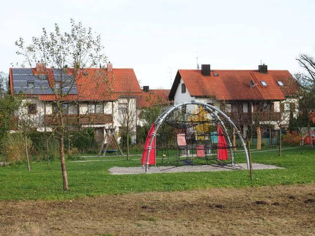 Foto /pics/18901-spielplatz.jpg