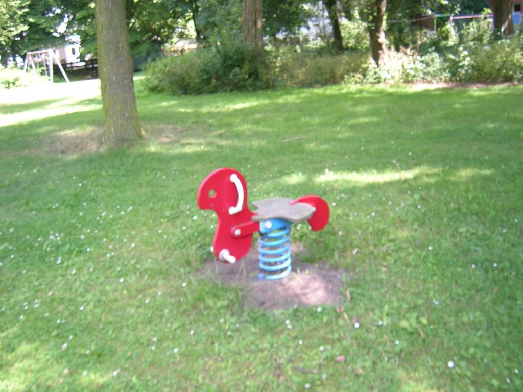 Foto /pics/2063-515-kinderspielplatz_am_bertramshof__13_.jpg