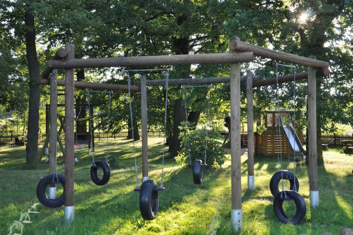 Foto /pics/22697-kinder_abenteuerspielplatz1.jpg