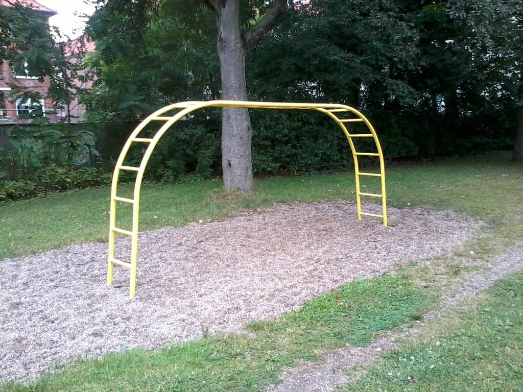 Foto /pics/24253-171-kinderspielplatz_arndtstrasse__13_.jpg