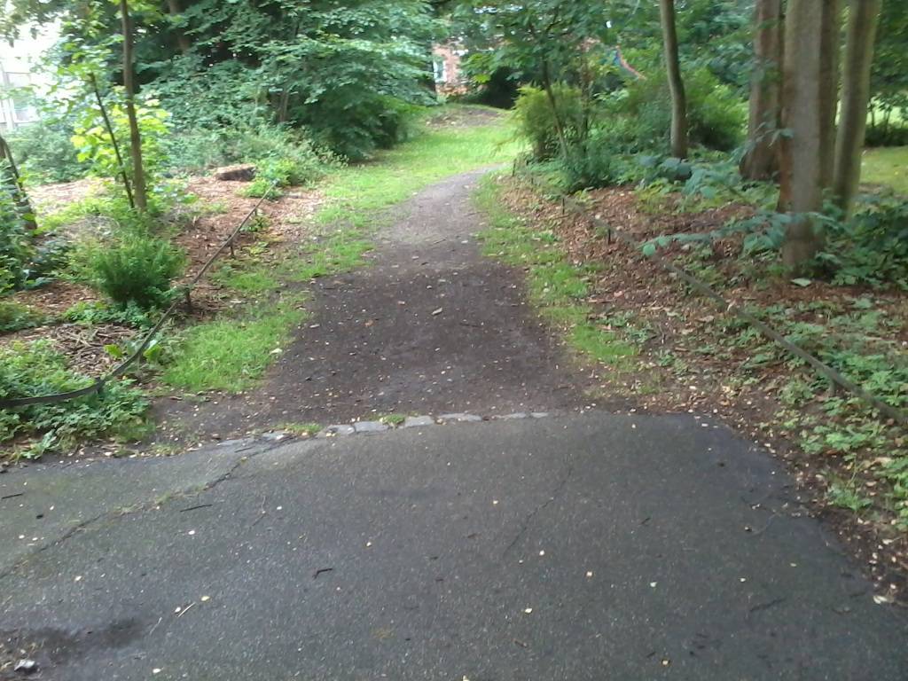 Foto /pics/24253-171-kinderspielplatz_arndtstrasse__3_.jpg