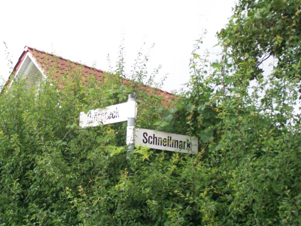 Foto /pics/24483-457-kinderspielplatz_schnellmark.jpg