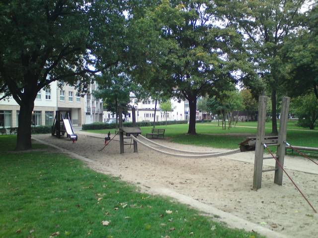 Foto /pics/245-nikolaifriedhof2.jpg