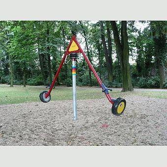 Foto /pics/2506-2drehen_und_wippen_2.jpg