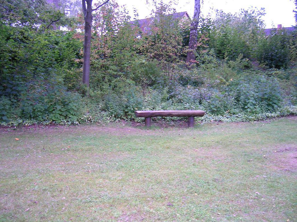 Foto /pics/25080-763-kinderstielplatz___wilhelm-ohnesorge-weg__18_.jpg