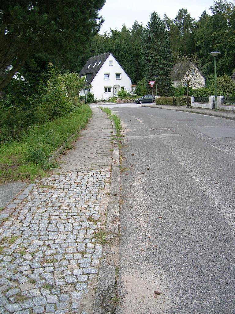 Foto /pics/25080-763-kinderstielplatz___wilhelm-ohnesorge-weg__1_.jpg