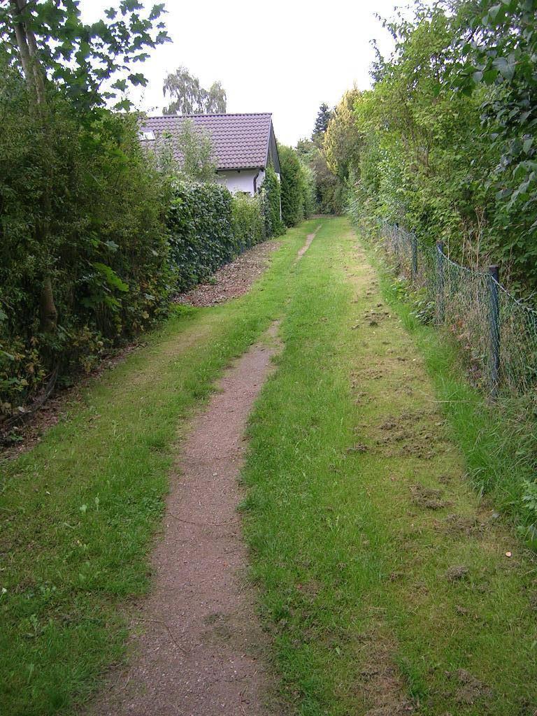 Foto /pics/25080-763-kinderstielplatz___wilhelm-ohnesorge-weg__22_.jpg