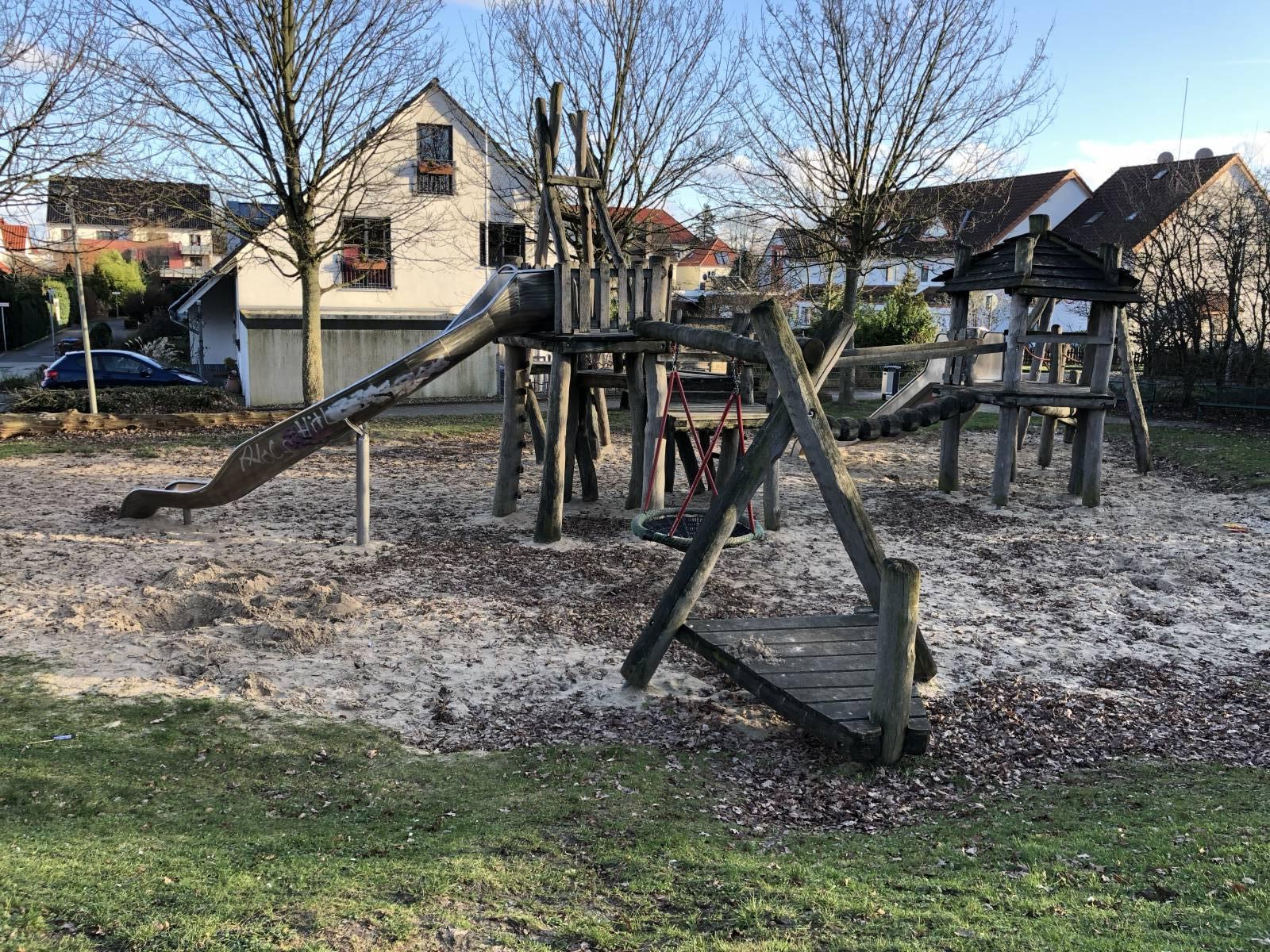 Foto /pics/25264-22862054-0d83-48a5-bbd9-44f03f663831++180.jpg