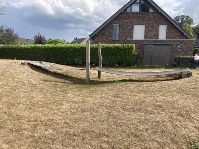 Foto /pics/27239-82236569-e0c0-4e1d-a8a6-fa629db4cb29++180.jpg