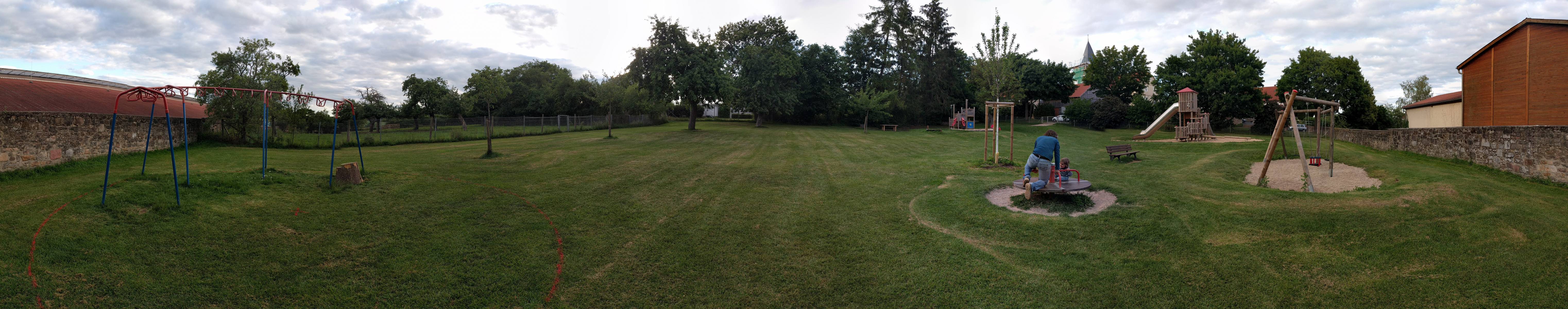 Foto /pics/27797-pano_20200703_200915.jpg