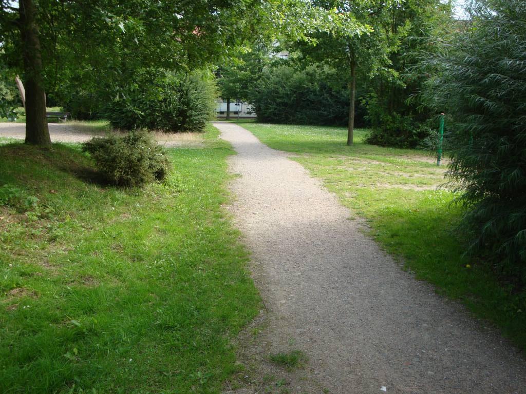 Foto /pics/2826-315-kinderspielplatz_nordmeerstrasse__18_.jpg