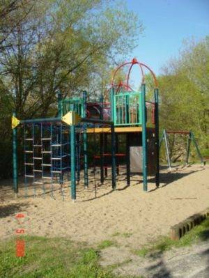 Foto /pics/28486-40_spielplatz_erlengrund-2.jpg