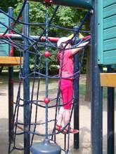 Foto /pics/28730-1_spielplatz_hofgarten_begegnung-2.jpg