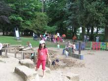 Foto /pics/28730-1_spielplatz_hofgarten_begegnung-8.jpg
