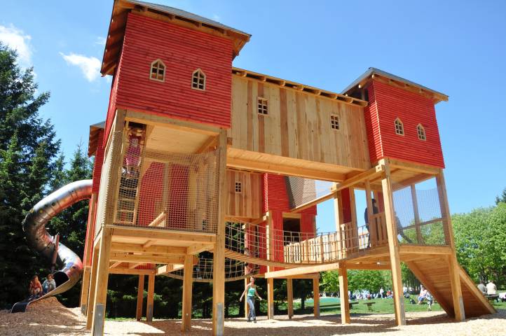 Foto /pics/3002-pano-park_03.06.2010_-_klein.jpg