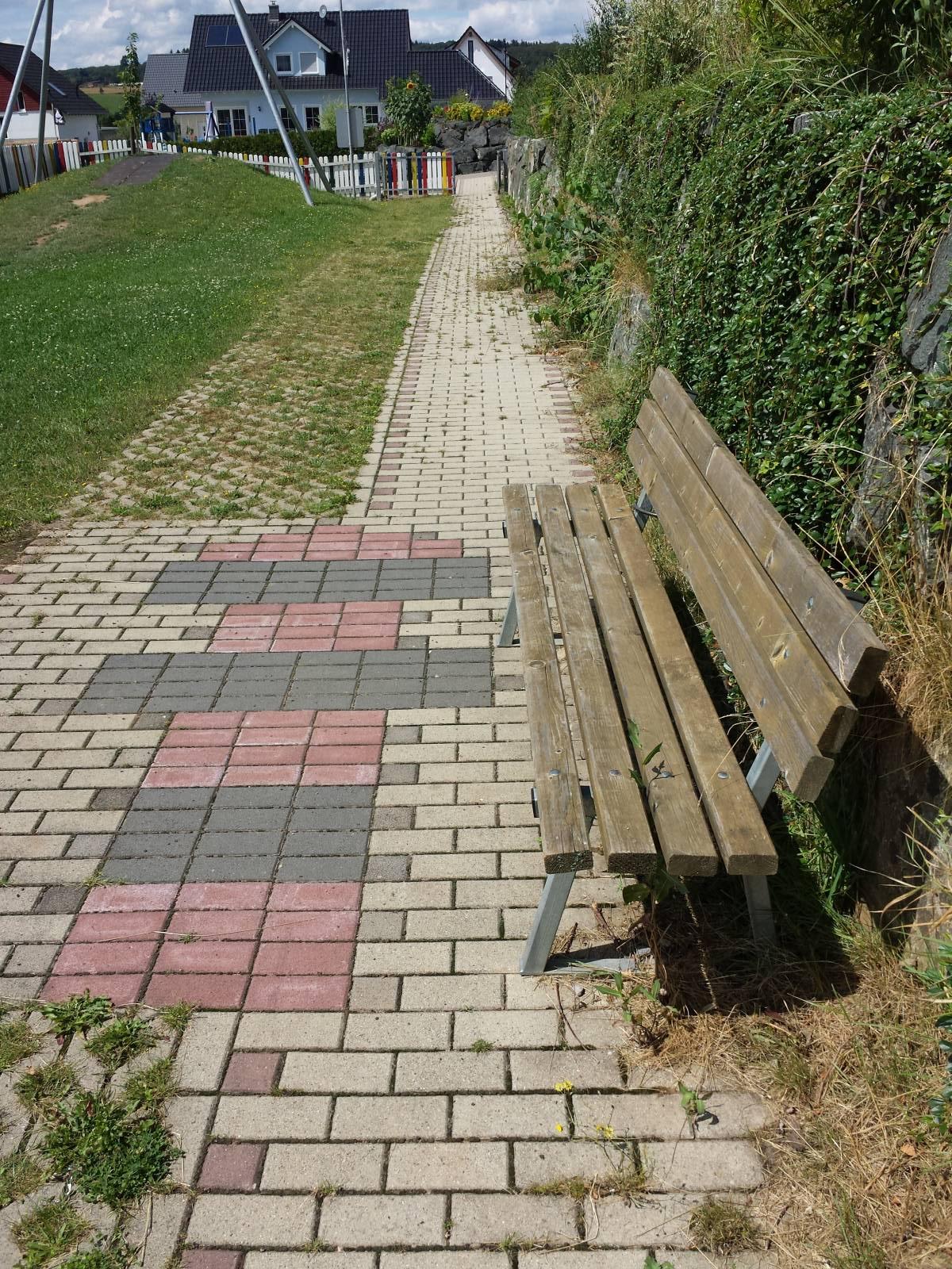 Spielplatz Am Raingarten in Weimar (Lahn)