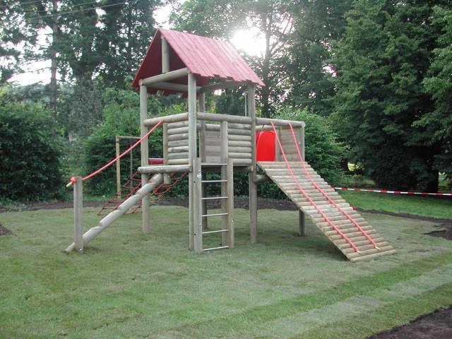 Foto /pics/3616-kletterparadies_fertig!.jpg