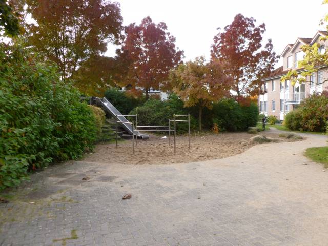 Foto /pics/3777-spielplatz_85_buergerstrasse_3.jpg