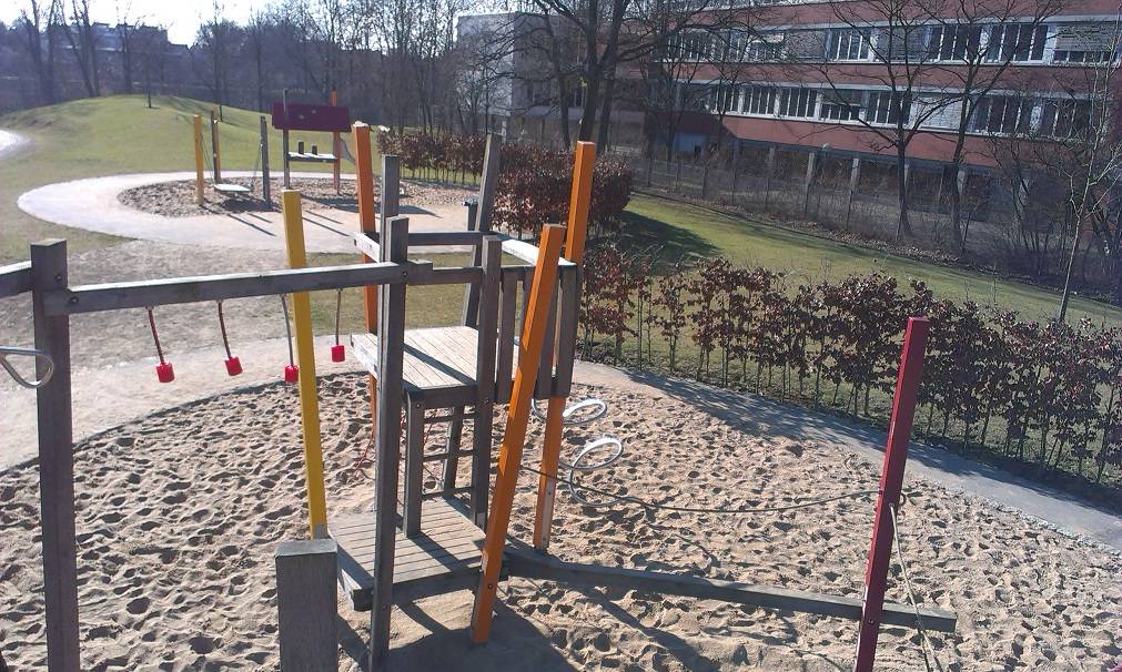 Foto /pics/41786-uebervomturm.jpg