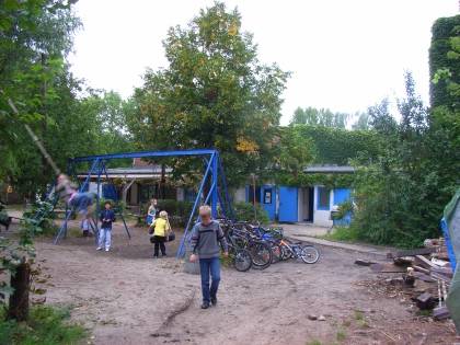 Foto /pics/42394-platz_halle2.jpg