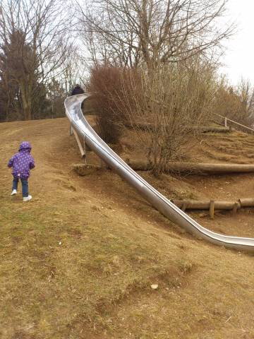 Foto /pics/5433-spielplatz_gluckstrasse_vaterstetten__1_.jpg