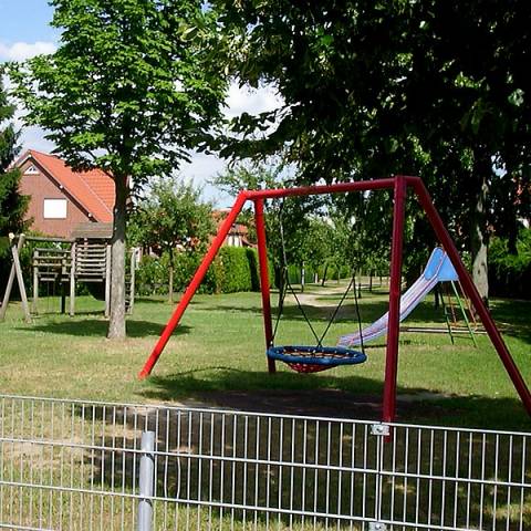 Foto /pics/6032-s10-spielplatz_bischofskamp.jpg