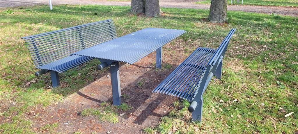 Foto /pics/64542-11.240318_tischsitzkombi.jpg