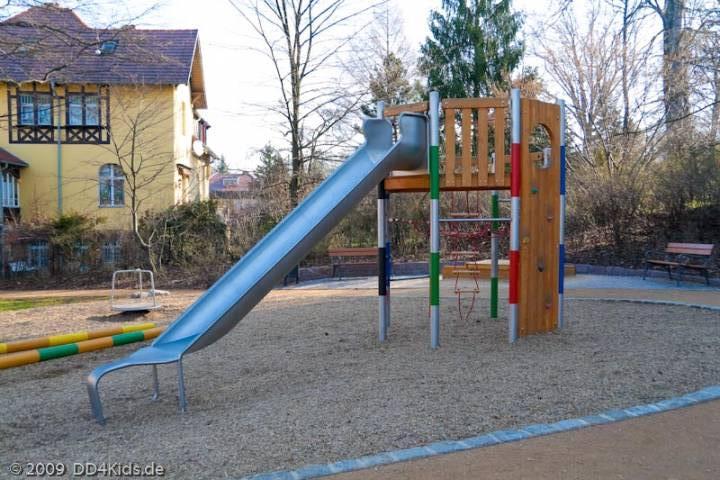 Foto /pics/6651-spielplatz-loschwitz-1.jpg
