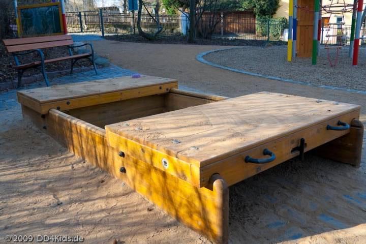 Foto /pics/6651-spielplatz-loschwitz-2.jpg