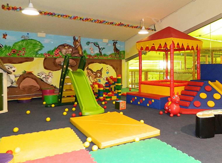 Foto /pics/6940-spielcoolisse1.jpg