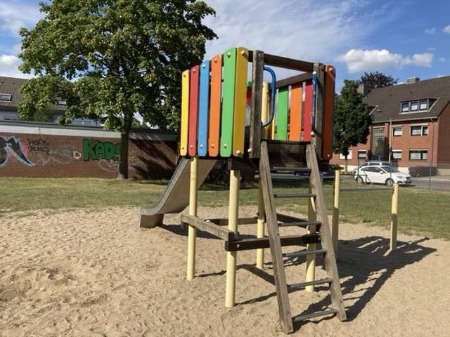 Foto /pics/71144-259c678e-9a88-48b0-ae0f-f4c994aa4bef++180.jpg