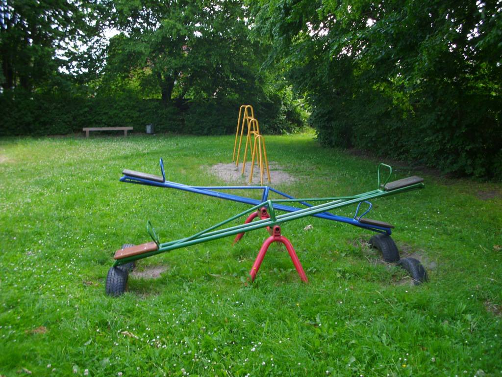 Foto /pics/7564-213-kinderspielplatz_uhlenhoern__19_.jpg