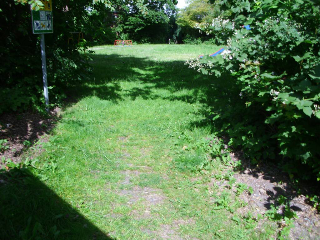 Foto /pics/7564-213-kinderspielplatz_uhlenhoern__7_.jpg